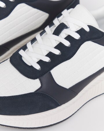 Folio Runner Trainers Standard Fit