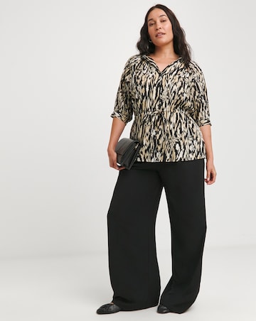 Animal Print Short Sleeve Tie Waist Top