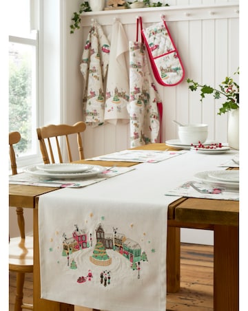 Christmas Town Runner