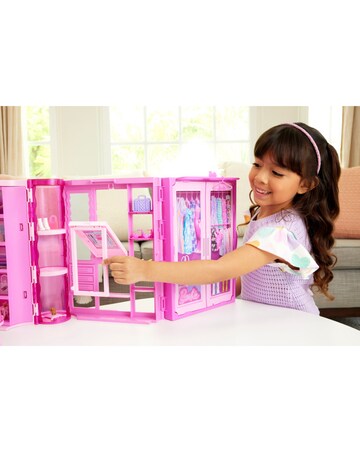 Barbie Dream Closet Doll, Playset and Accessories
