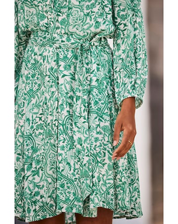 Sosandar White and Green Baroque Print Crinkle Shirt Dress