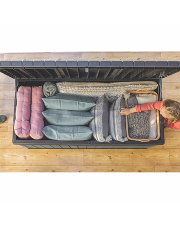 Keter Darwin Storage Box 662L