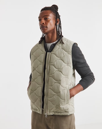Onion Quilt Zip Through Gilet