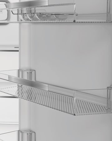 Hotpoint HPK26402XP4UK 70/30 Fridge Freezer with EvenFlow - Silver