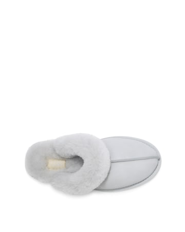 UGG Scuffet Slippers D Fit