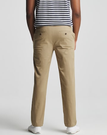 Straight Fit Chino