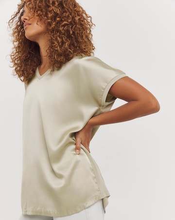 V Neck Satin Front Longline Top