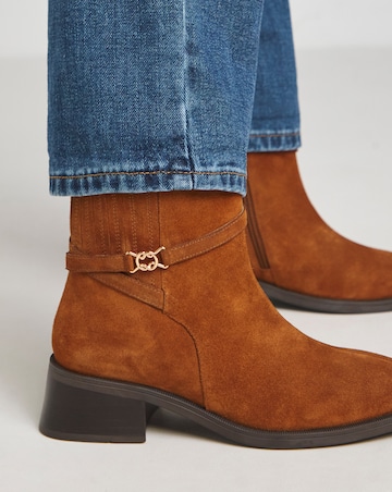 Heavenly Soles Phoenix Suede Square Toe Boots With Gusset - Extra Wide Fit (EEE)