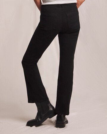 Julipa Bootcut Mid Rise Jean