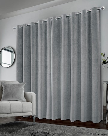 Hampton 100% Blackout Eyelet Velvet Curtain