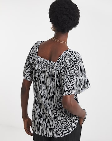 Printed Plisse Square Neck Top