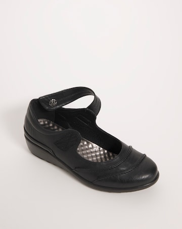 Cushion Walk Touch & Close Mary Jane Shoe Wide E Fit