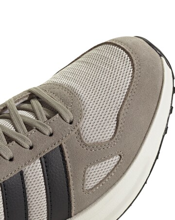 adidas Run 84 Trainers