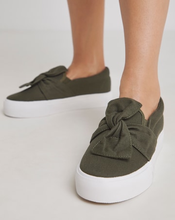 Zen Slip On Trainer With Twist Detail - Wide Fit (E)