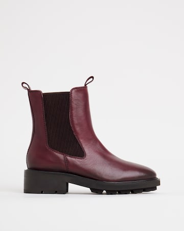 Avis Chunky Leather Chelsea Boots - Wide Fit (E)