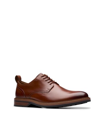 Clarks Aldwin Lace Leather Shoe - Tan