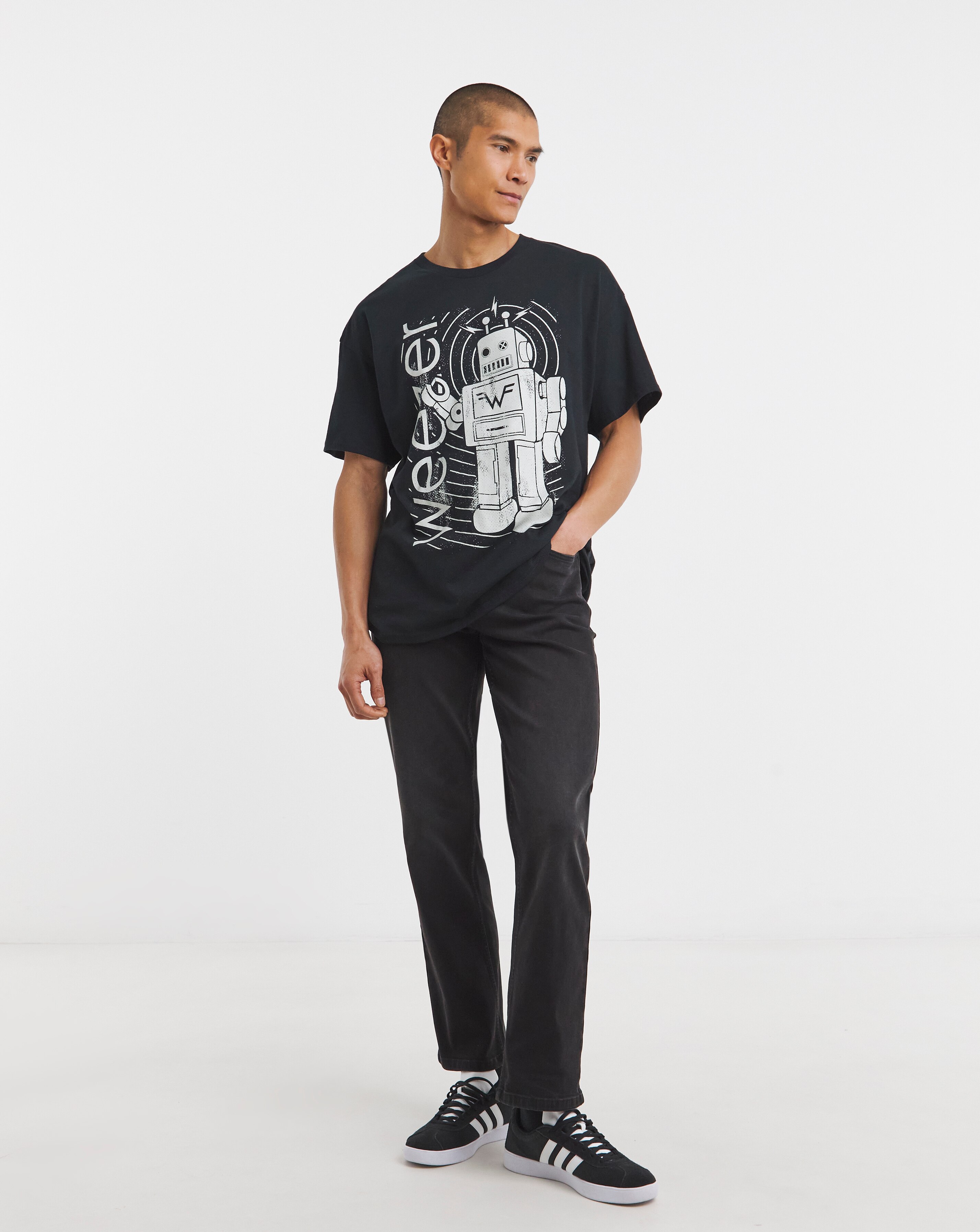 Weezer Graphic Band T-Shirt - Black | JD Williams