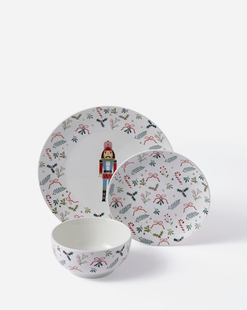 Merry Berries & Bows Nutcracker 12 Piece Dinner Set