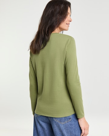 Crew Neck Long Sleeve T-Shirt