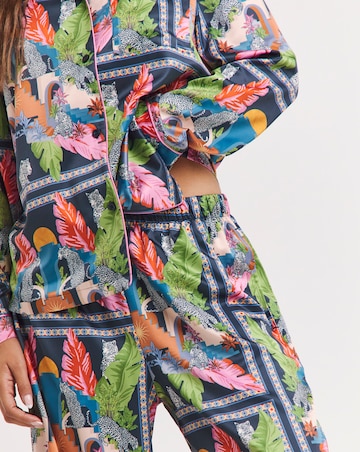 Chelsea Peers Woven Satin Dreamy Leopard Print Pyjama Set