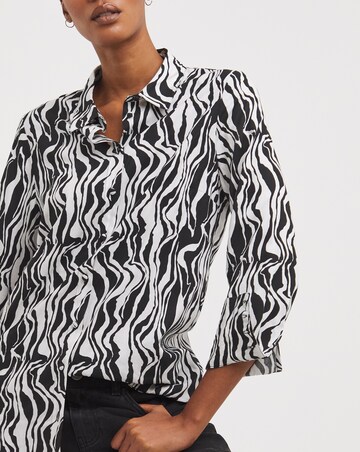 Dipped Back Viscose Shirt