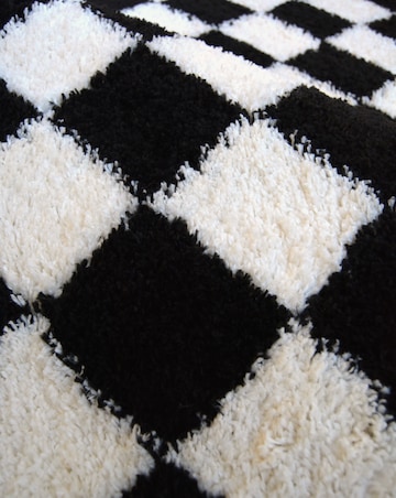 Snug Check Rug