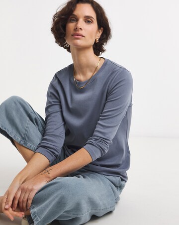 Crew Neck Long Sleeve T-Shirt