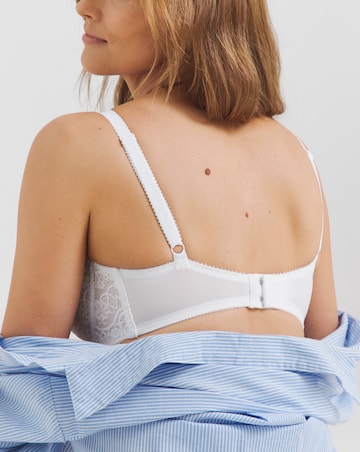 Triumph Amourette Full Cup Wired Bra White