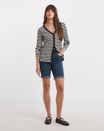 Simply Be Mid Vintage 24/7 Knee Shorts