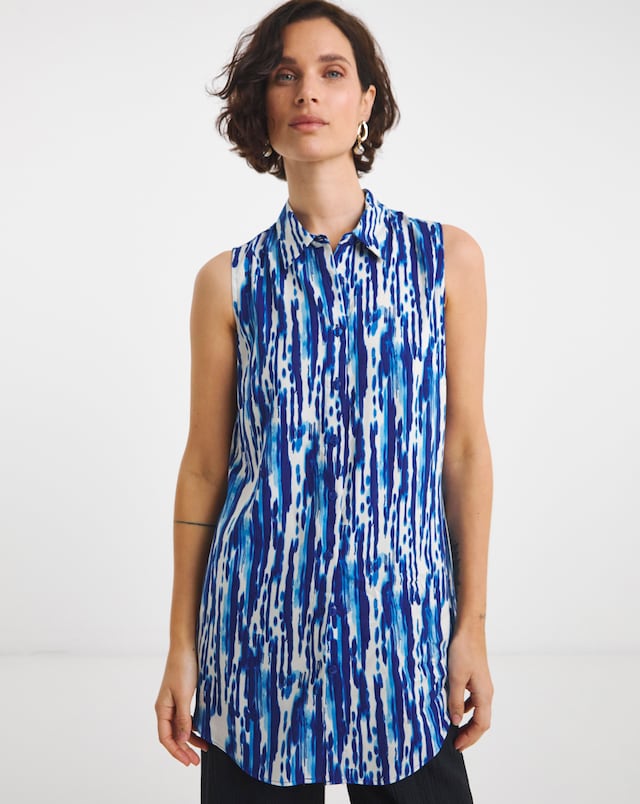 Dipped Back Sleeveless Shirt