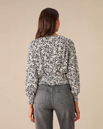 Ro&Zo Mono Floral Print Keyhole Front Blouse