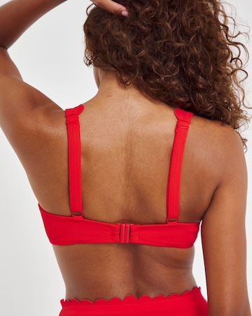 MAGISCULPT Contour Me Scalloped Edge Underwired Bikini Top