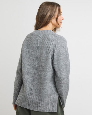 Ribbed Detail V Neck Jumper