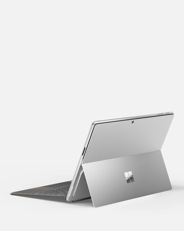 Microsoft Surface Pro Copilot+PC - 13in 16GB 256GB LCD - Platinum