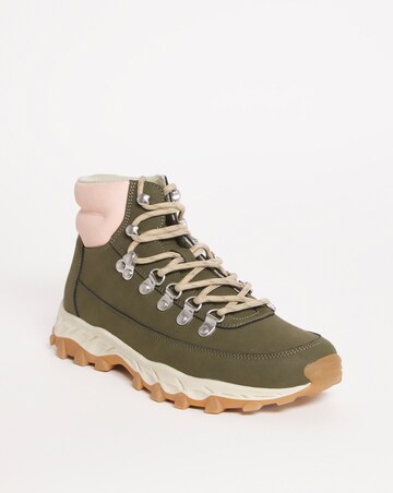 Leisure Hiking Boot EEE Fit