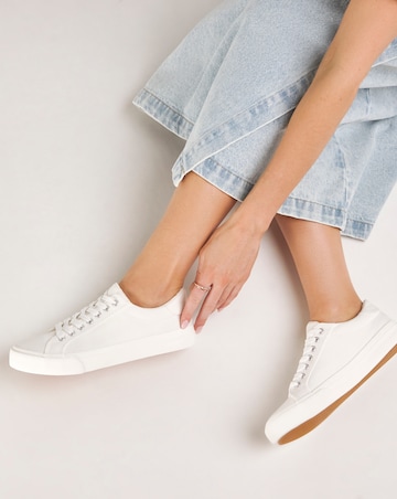 Busselton Lace Up Leisure Pumps Wide Fit