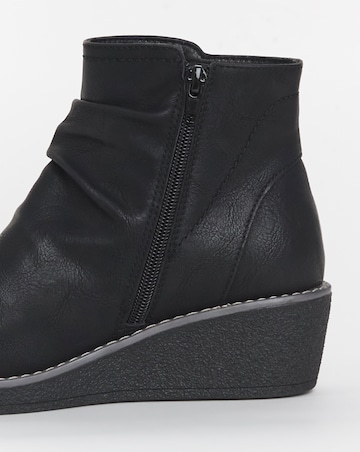 Cushion Walk Wedged Crepe Sole Button Ankle Boot EEE Fit