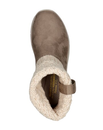 Skechers Cozy Weather Ankle Boot Standard Fit