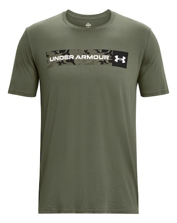 Under Armour Camo Chest Stripe Short Sleeve T-Shirt