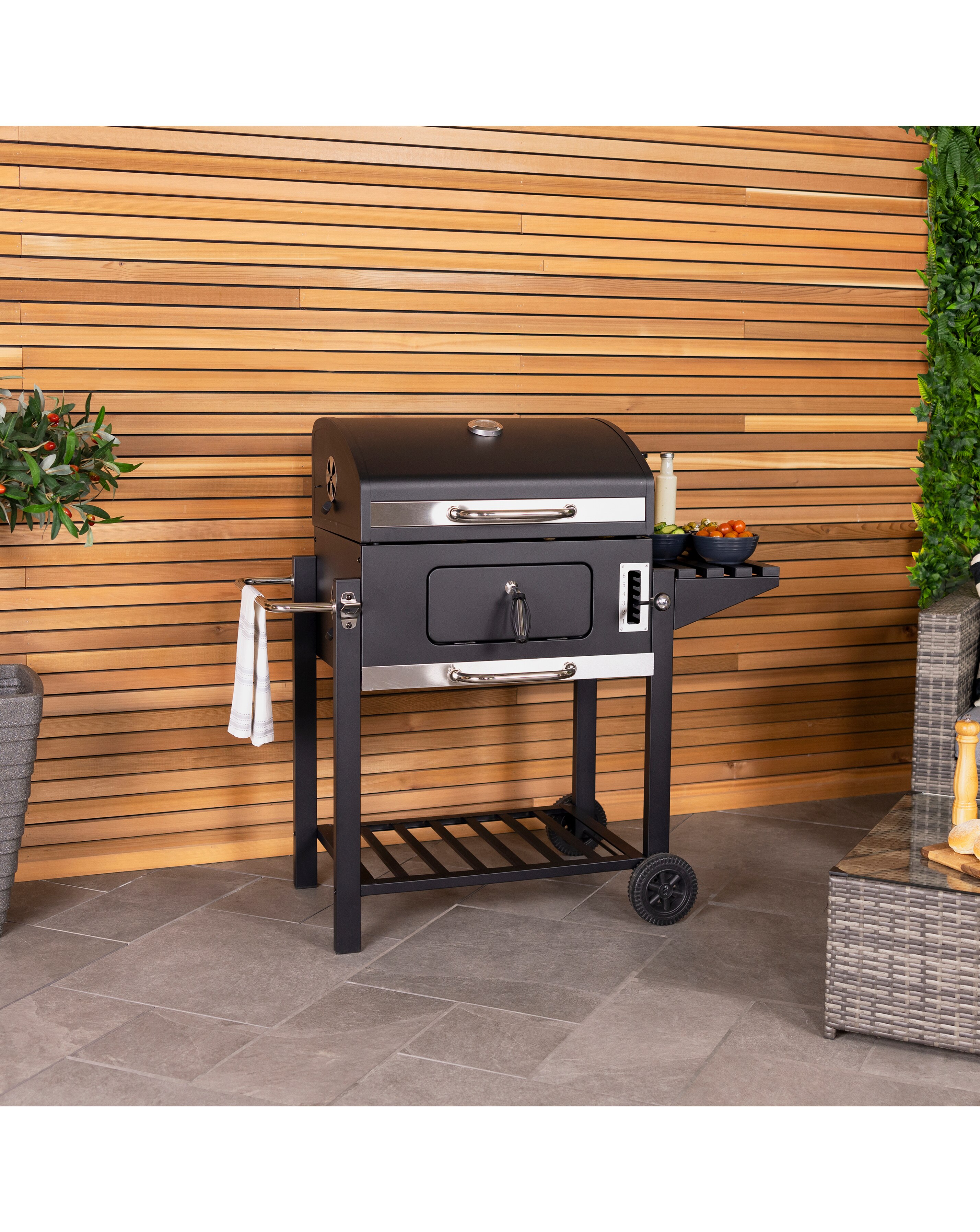 Charles Bentley American Grill Charcoal BBQ