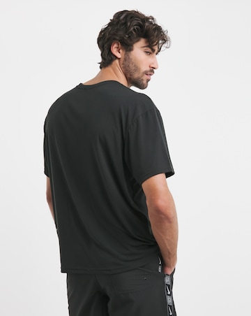 Nike Short Sleeve Hydroguard T-Shirt