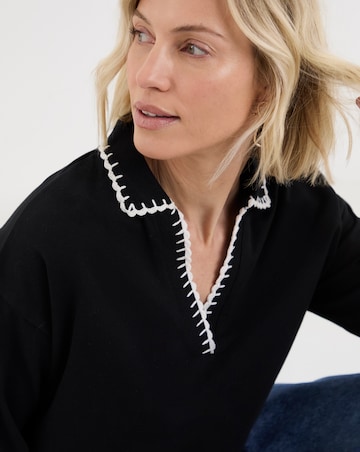 Contrast Stitch Collared Sweatshirt