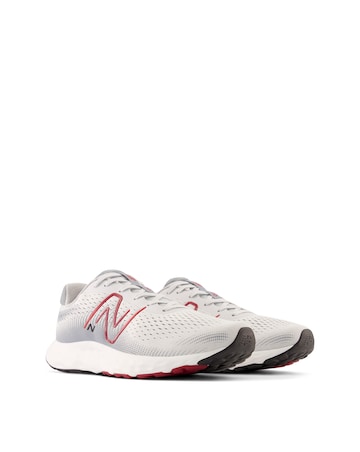 New Balance 520 Trainers