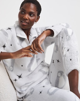 Pretty Secrets Quarter Zip Fleece Twosie Christmas Penguin