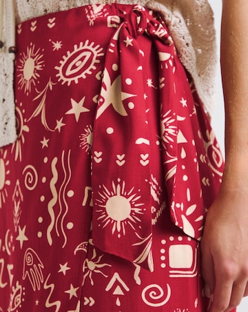 Simply Be Red Print Spun Viscose Wrap Midaxi Skirt