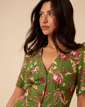 Nobody's Child Green Floral Alexa Midi Dress