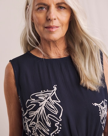 Julipa Textured Crinkle Printed Pocket Midi Dress