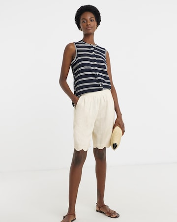 Scallop Edge Linen Mix Short