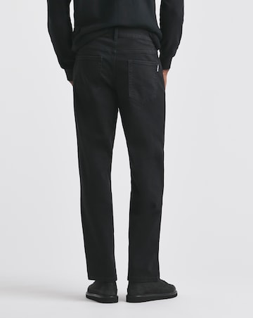 Union Everyday Essential Straight Stretch Jean