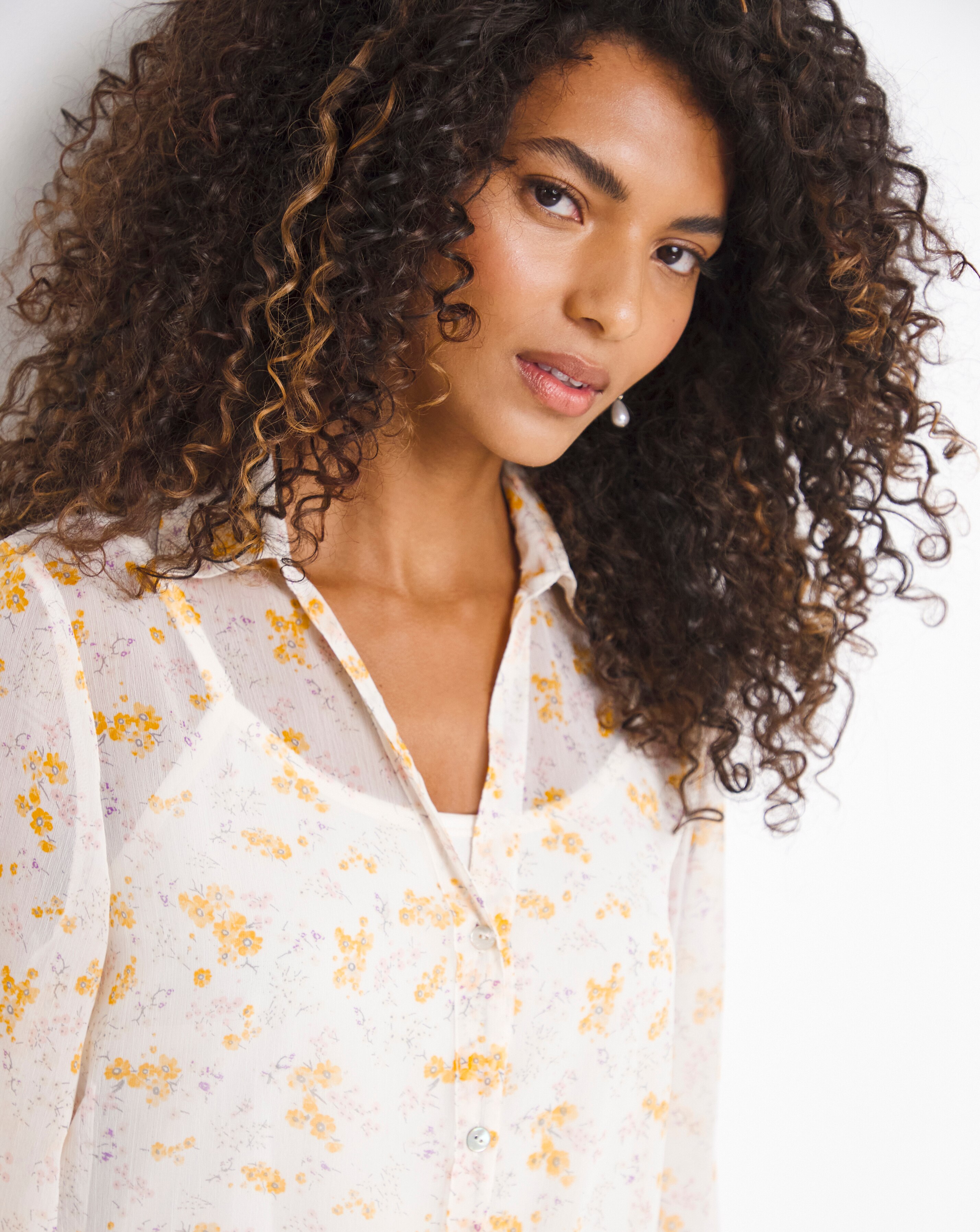 トップス flower print sheer shirt / yellow / S FLORAL PRINT SEMI-SHEER SHIRT - Multicolored | ZARA Canada